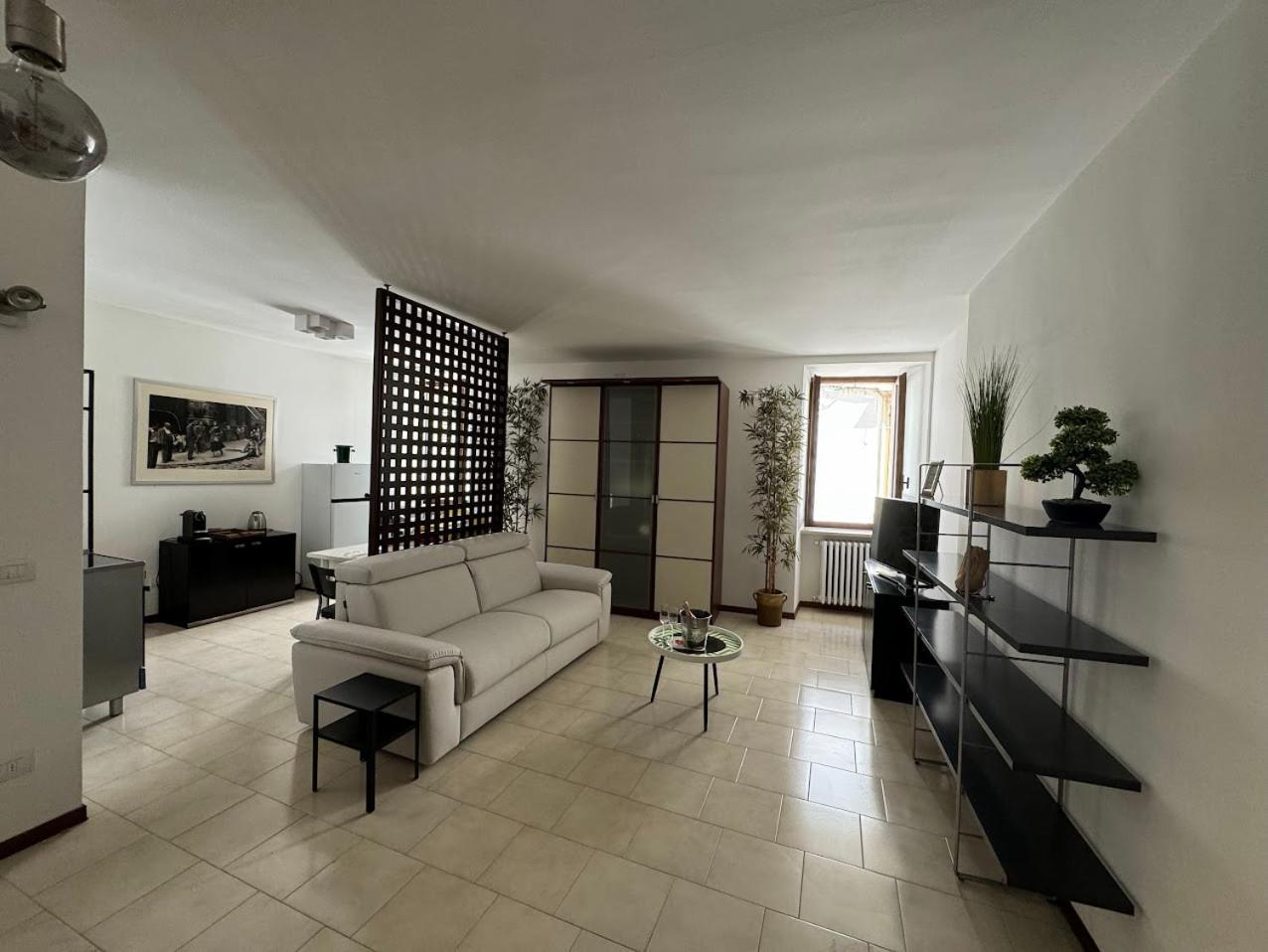 La Torretta Apartment Peschiera del Garda Kültér fotó