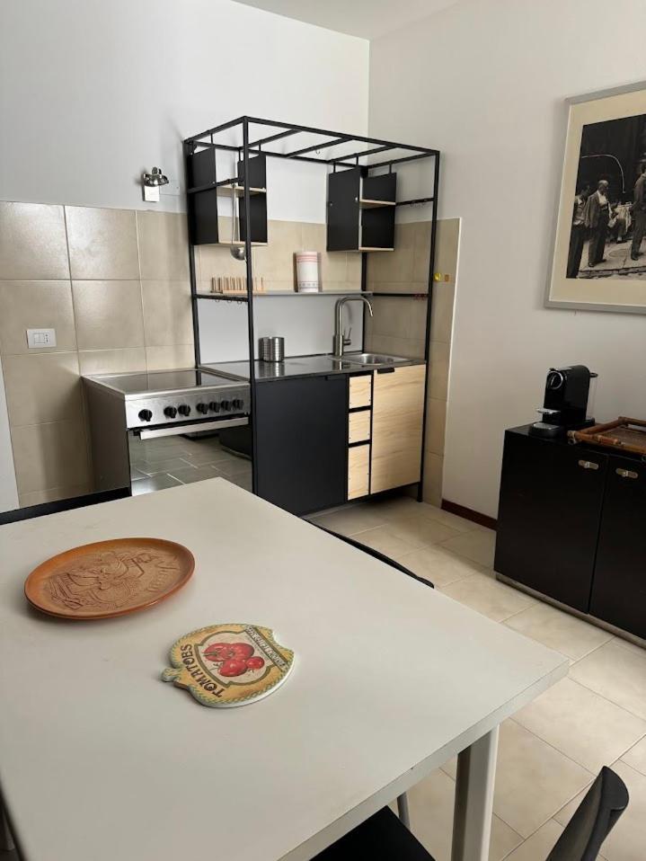 La Torretta Apartment Peschiera del Garda Kültér fotó