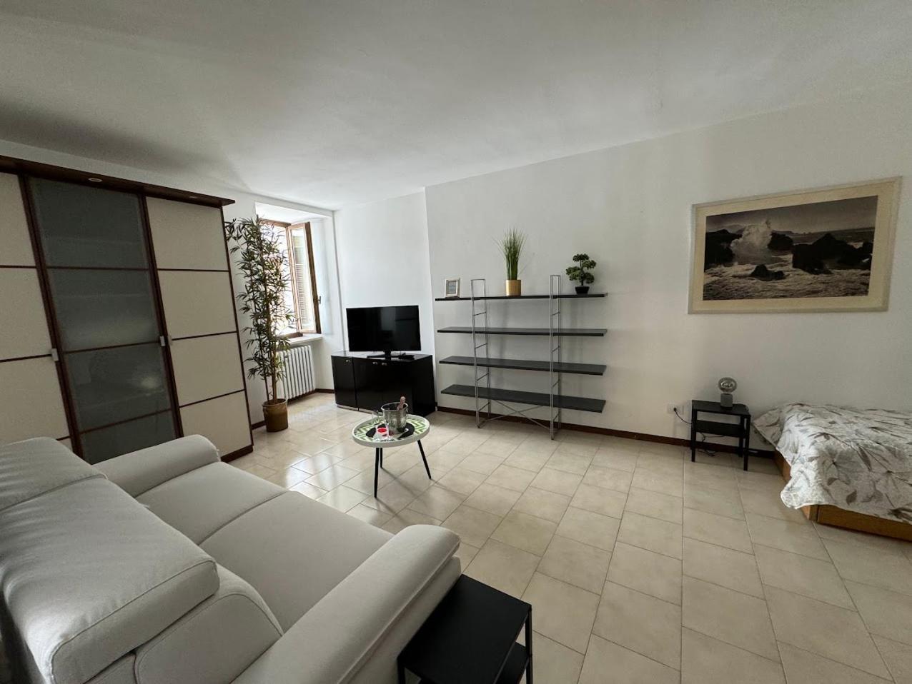 La Torretta Apartment Peschiera del Garda Kültér fotó